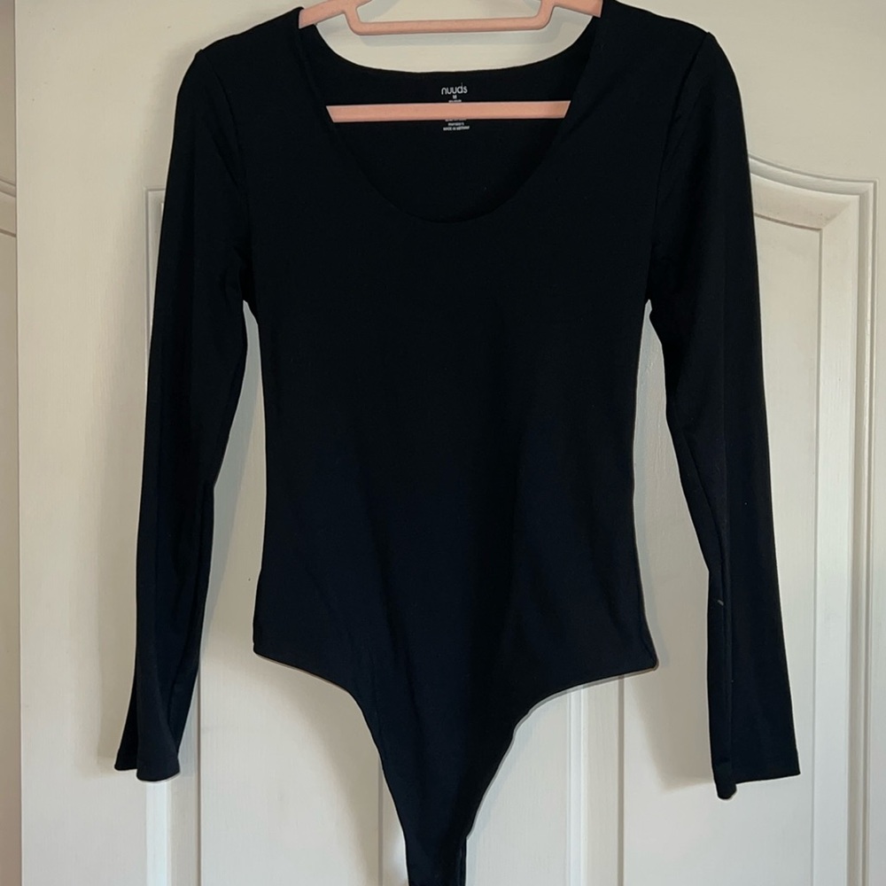 Nuuds black, scoop neck bodysuit